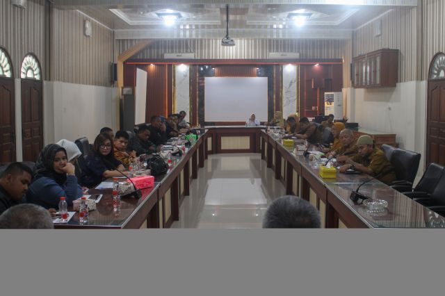 RAPAT BANMUS DPRD KABUPATEN ASAHAN : PENETAPAN JADWAL KEGIATAN BULAN JANUARI DAN FEBRUARI 2025